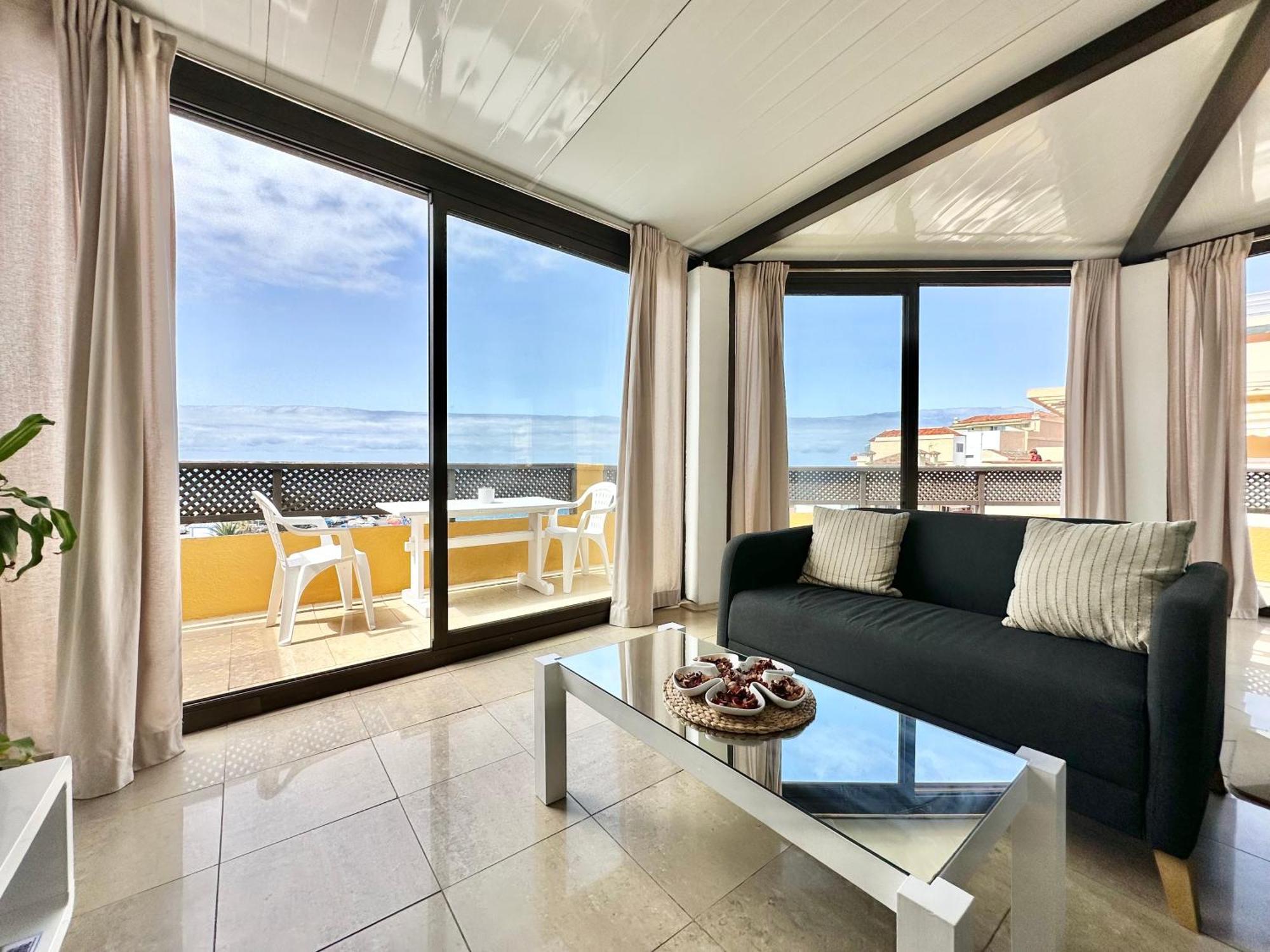 First Line Attic - Adults Only - Apartment Puerto de la Cruz  Bagian luar foto