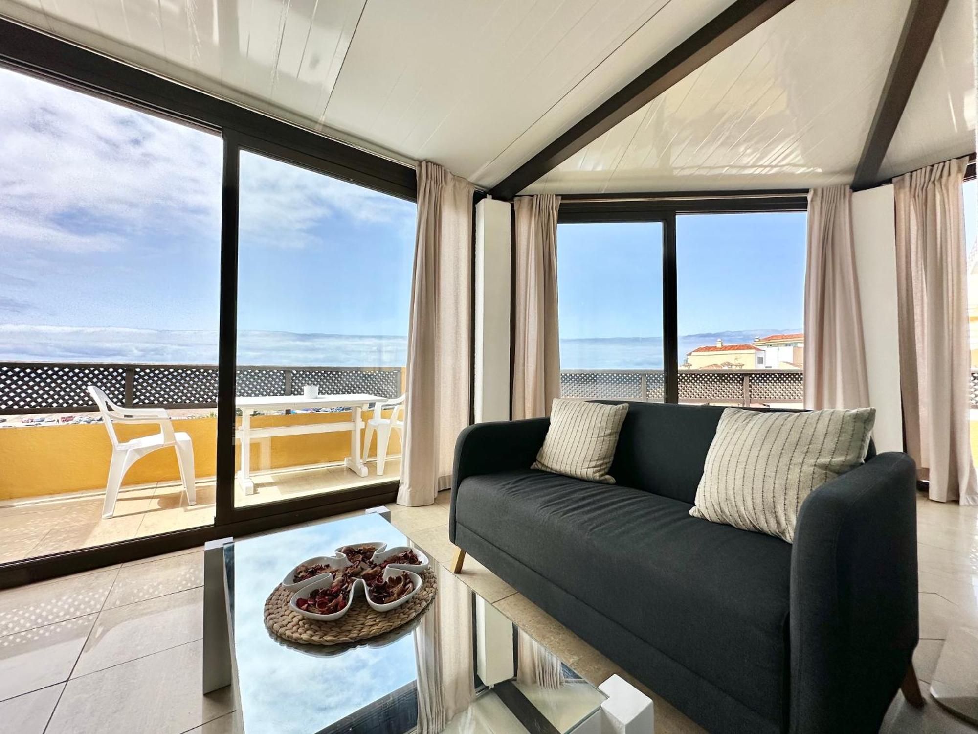 First Line Attic - Adults Only - Apartment Puerto de la Cruz  Bagian luar foto