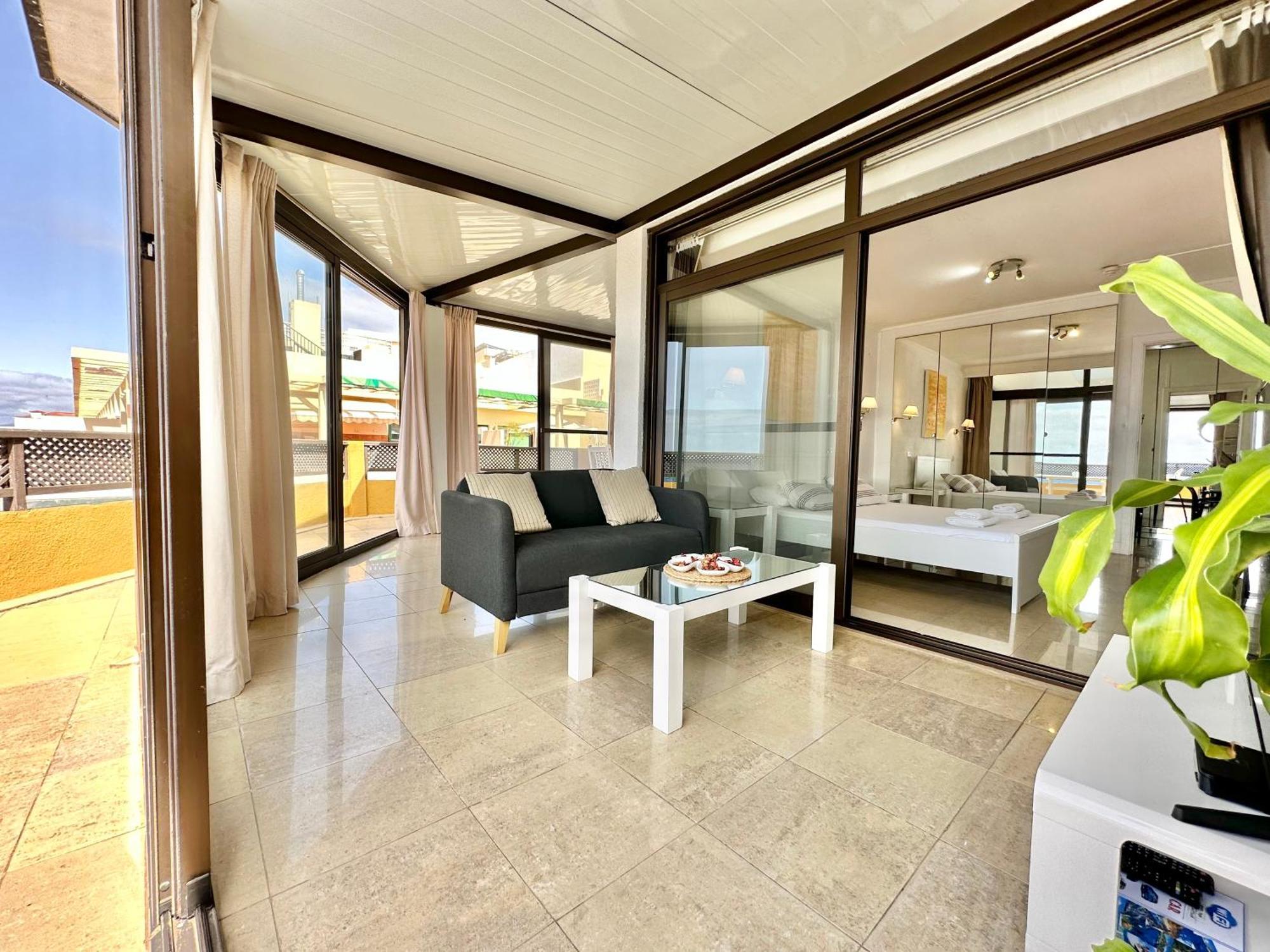 First Line Attic - Adults Only - Apartment Puerto de la Cruz  Bagian luar foto
