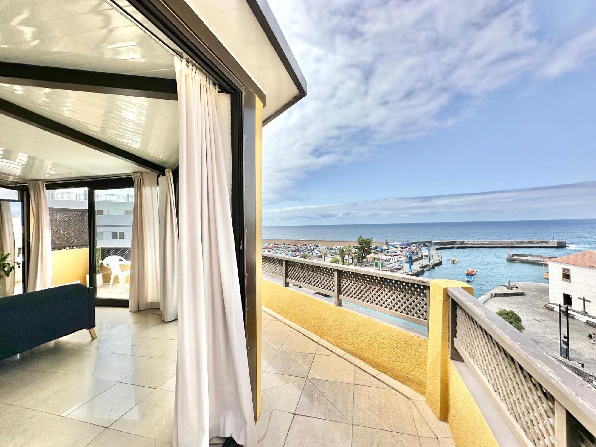 First Line Attic - Adults Only - Apartment Puerto de la Cruz  Bagian luar foto