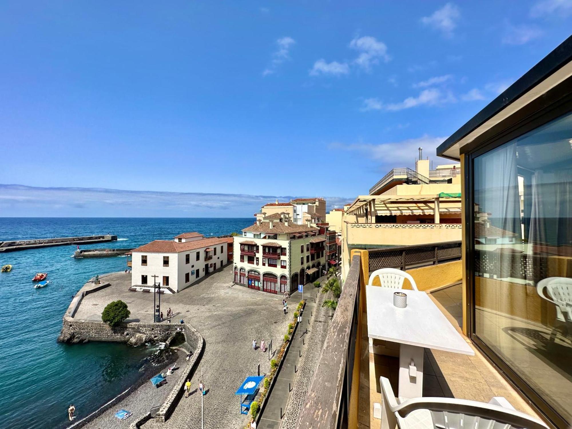First Line Attic - Adults Only - Apartment Puerto de la Cruz  Bagian luar foto